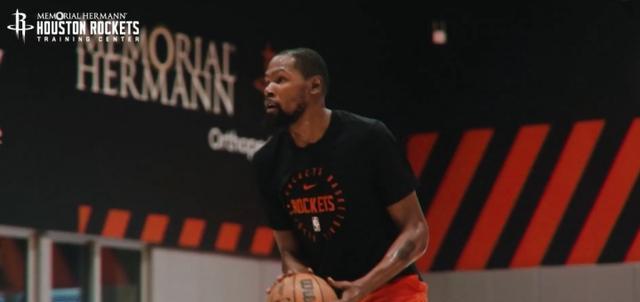 火箭新首发, 多能持球控, 以攻下 火箭新首发, 多能持球控, 以攻下