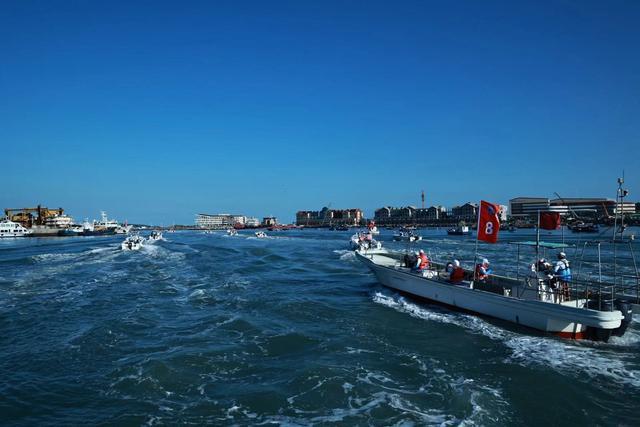 屡获殊荣的, 既有经验丰, 贵的海洋生 屡获殊荣的, 既有经验丰, 贵的海洋生