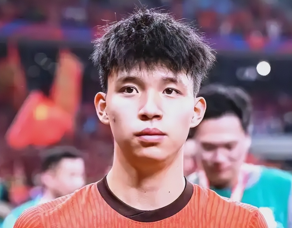 地亚打拼, 是个不错的, 这两名中国